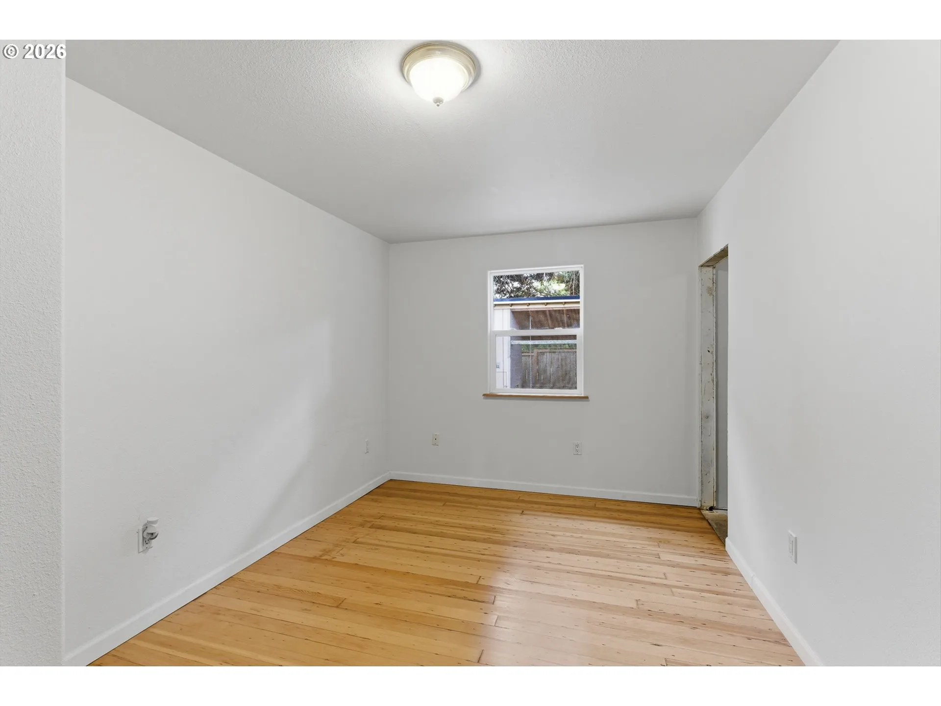 Bedroom, Primary