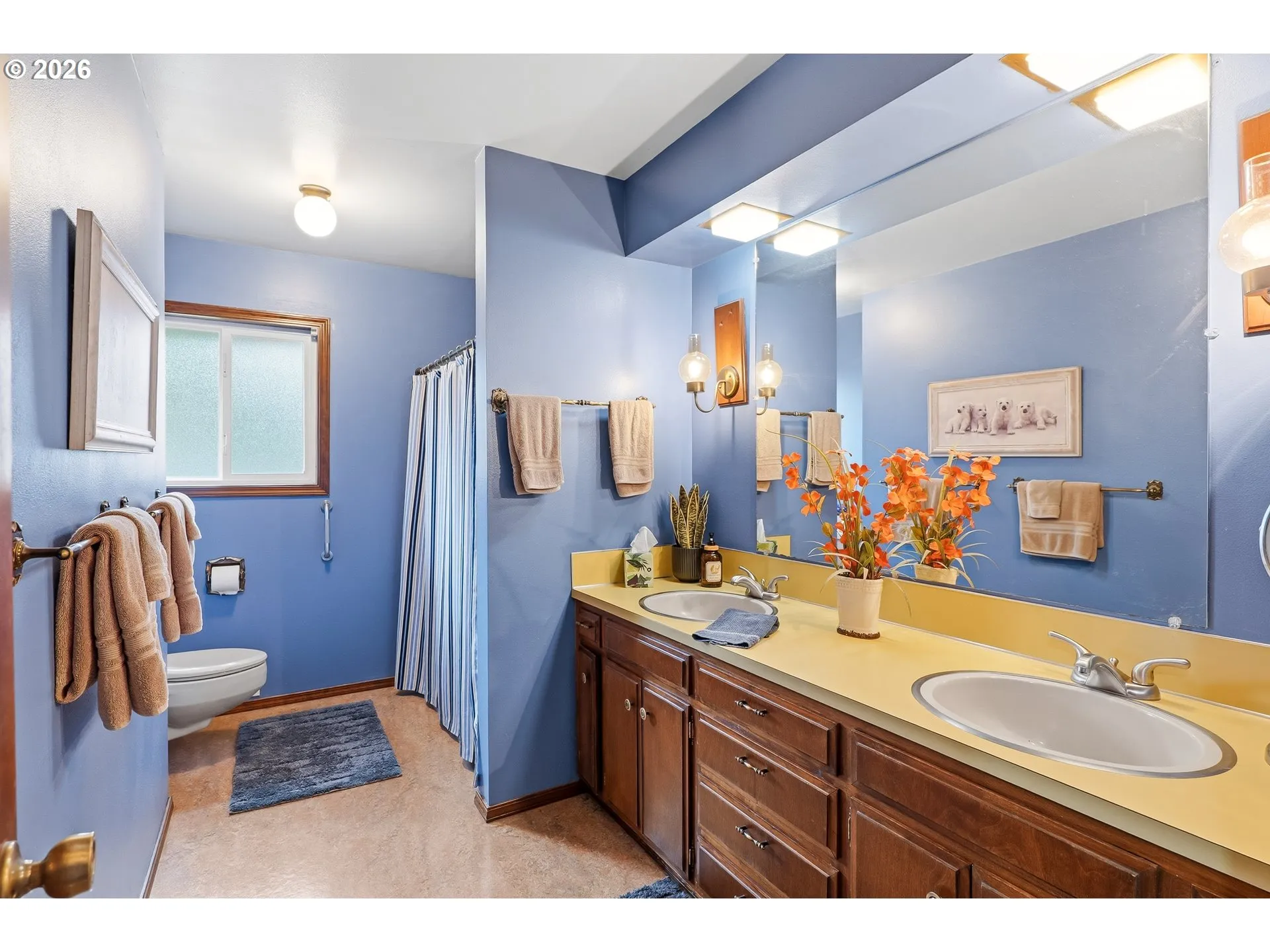 Bathroom-Hall