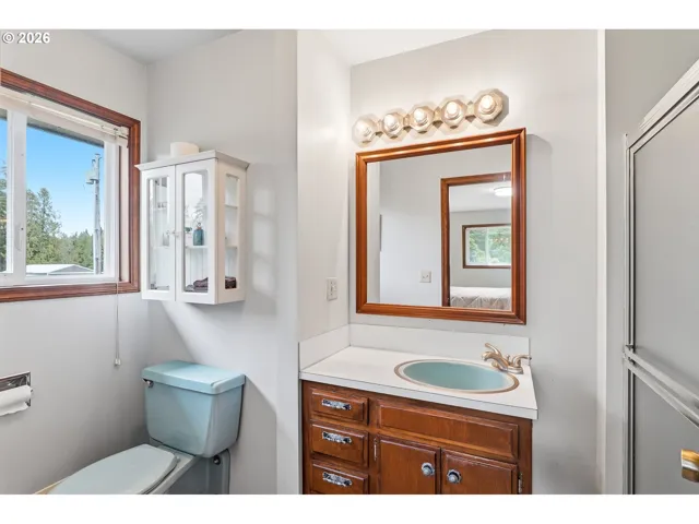 Bathroom, Attached-Walk in Shower