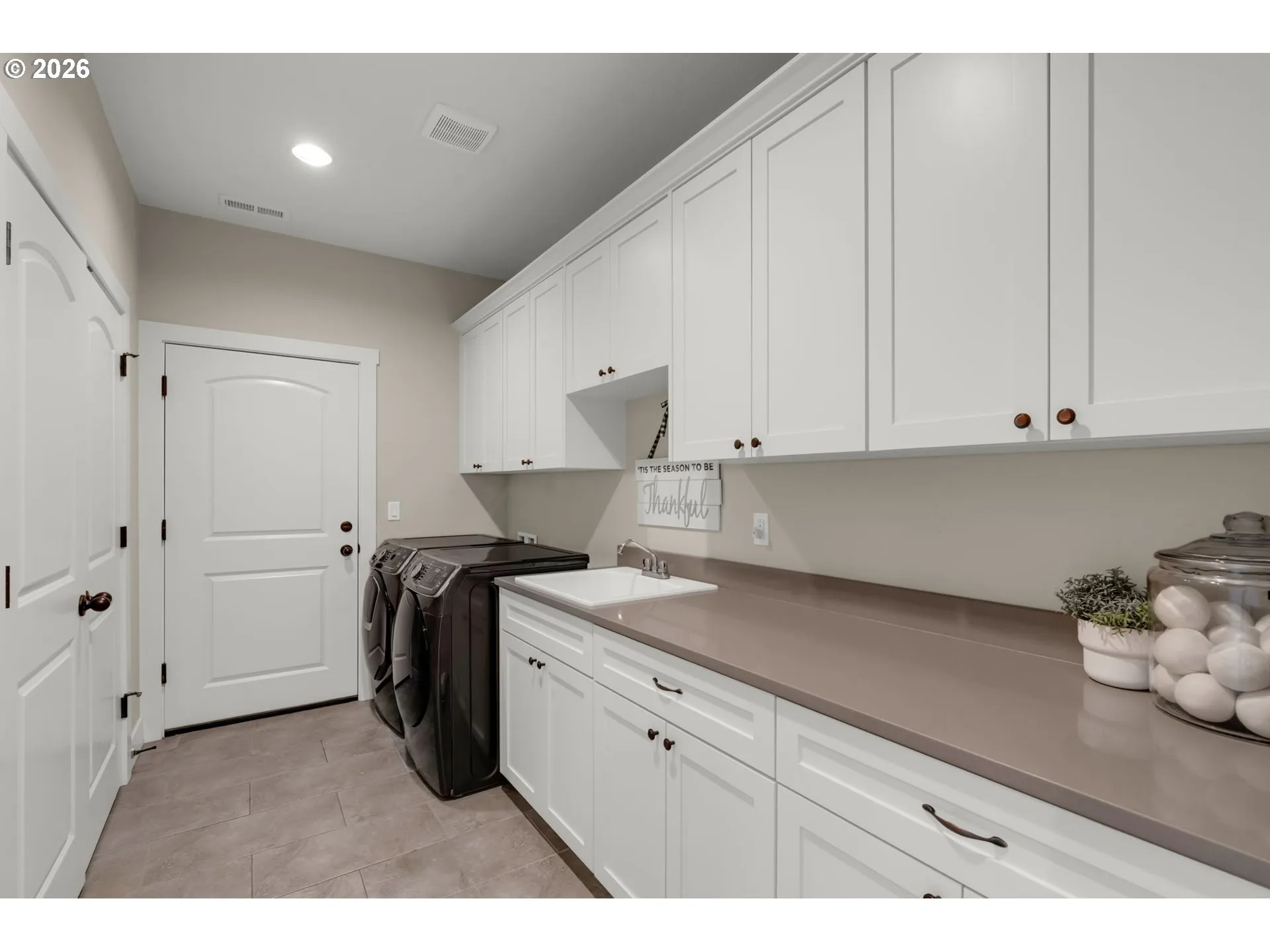 Laundry-Main