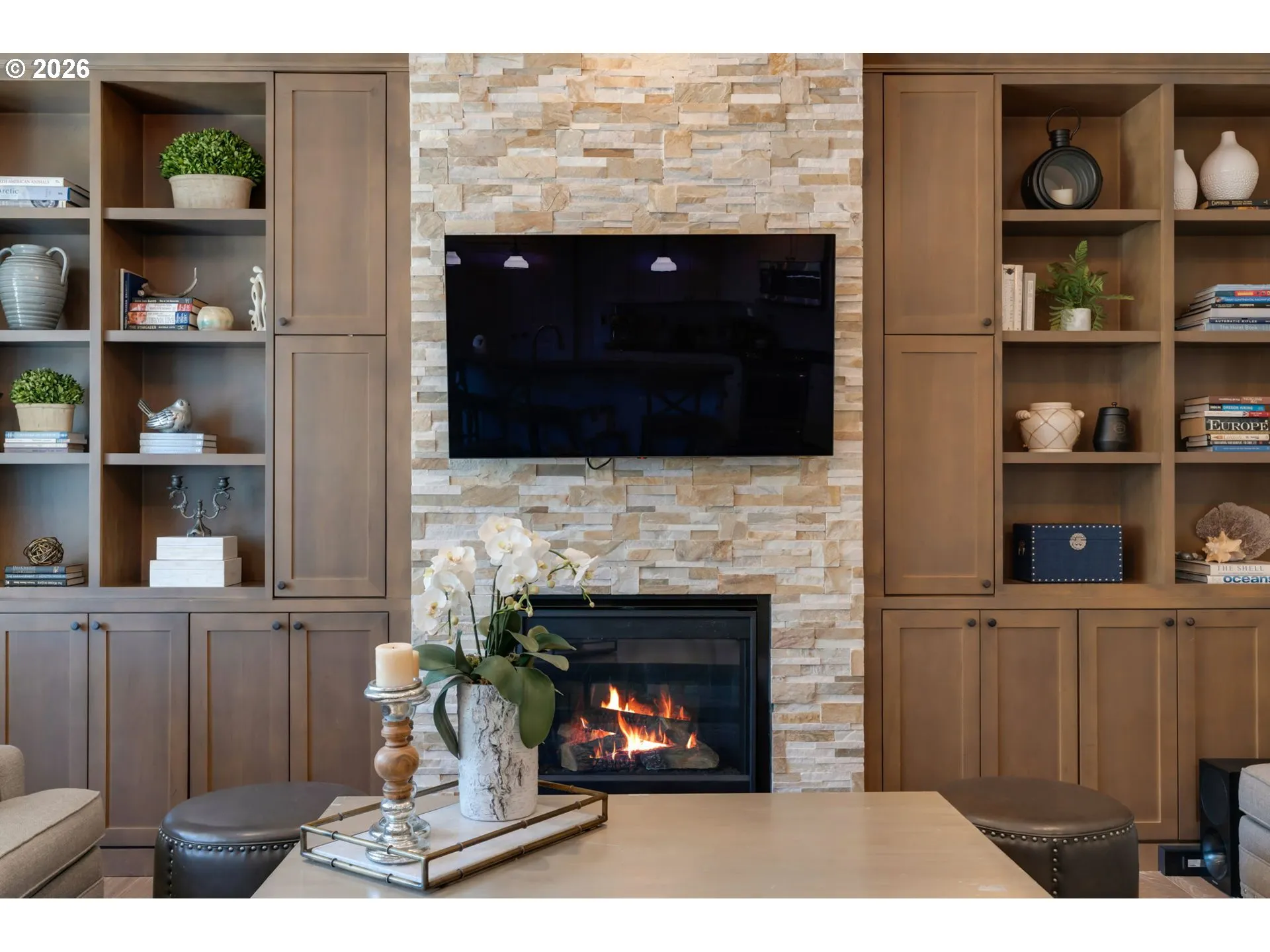 Living Room-Built-In Shelving
