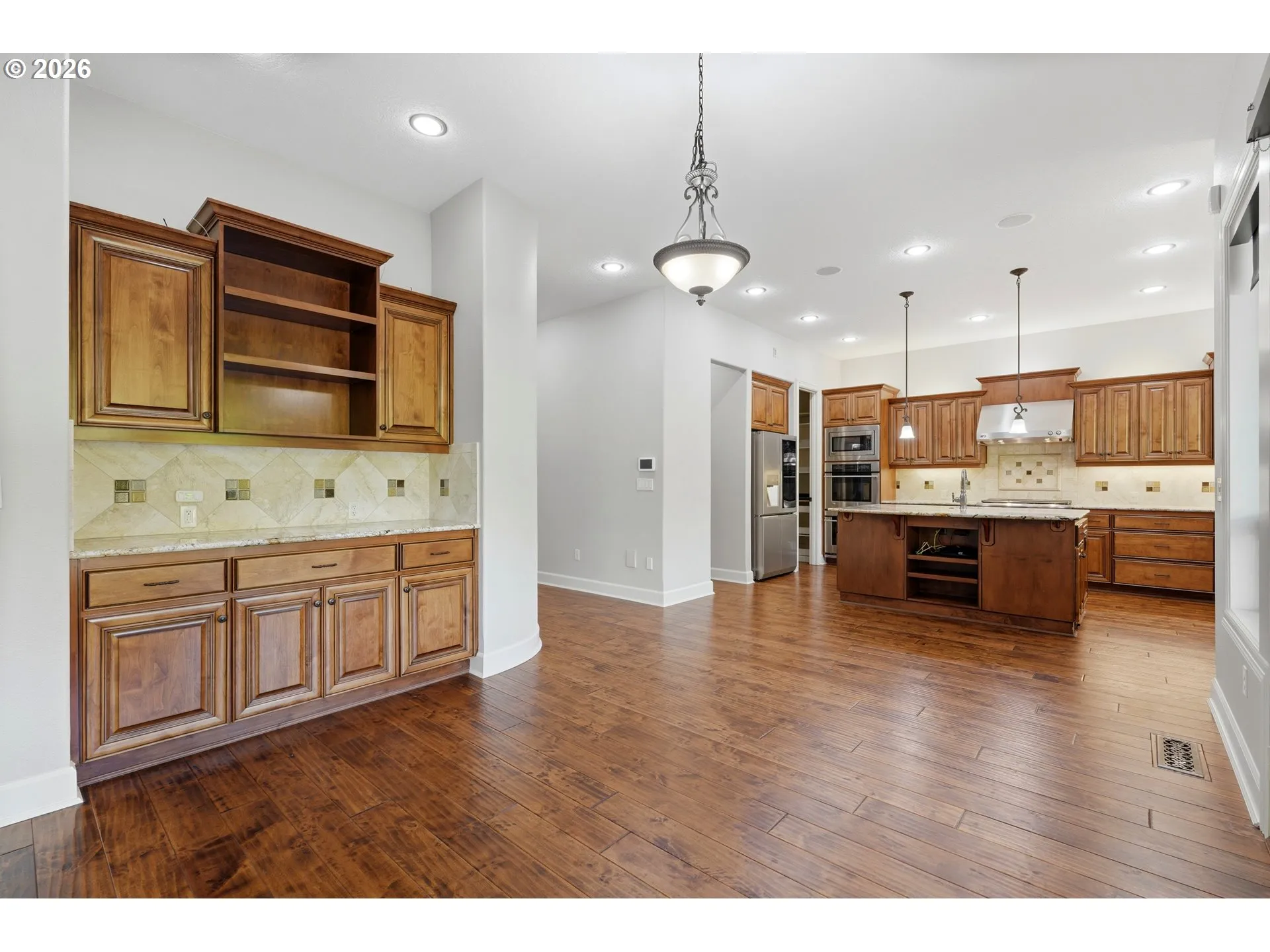 Kitchen-Eating Area