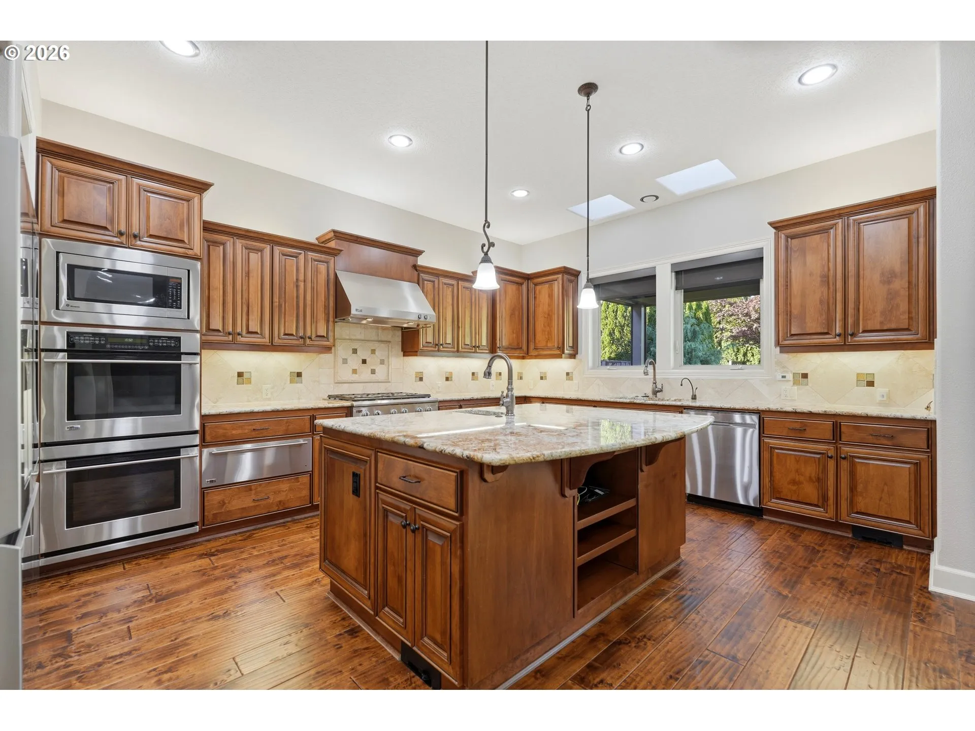 Kitchen-Island