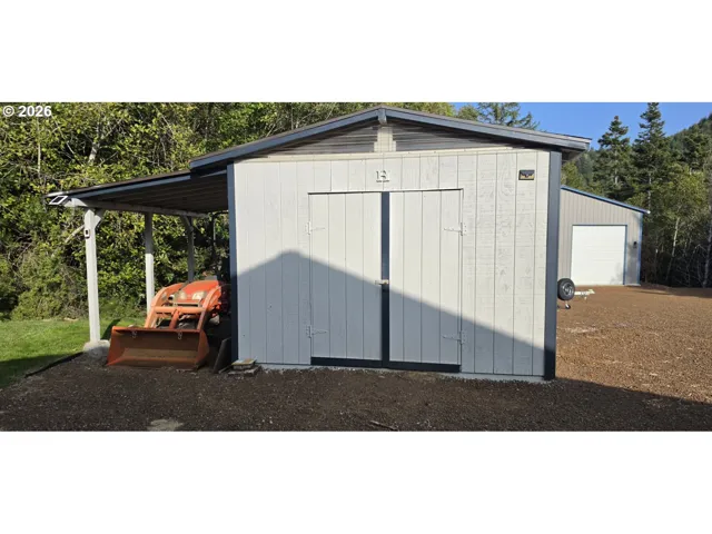 Shed