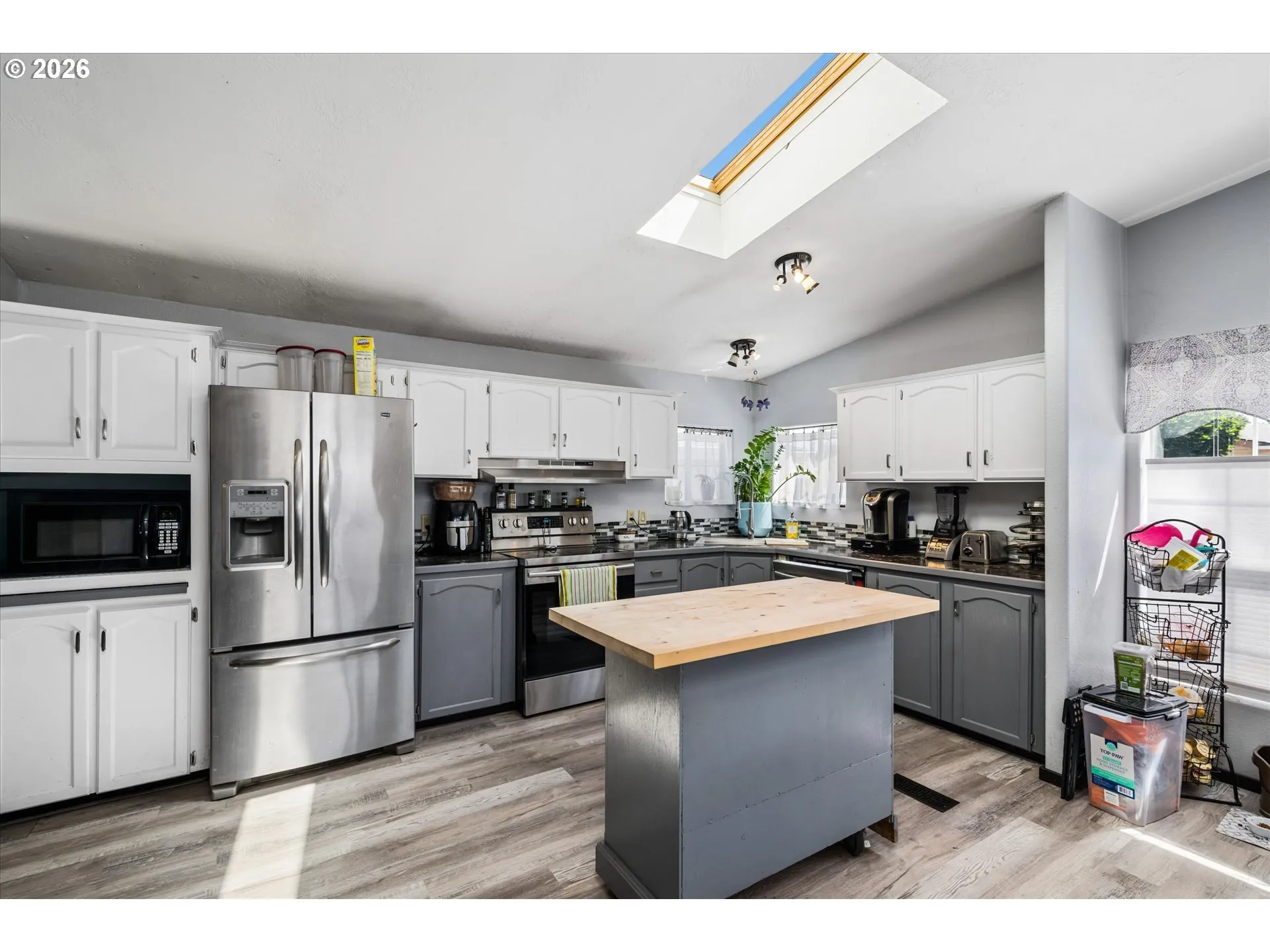 Kitchen-Island