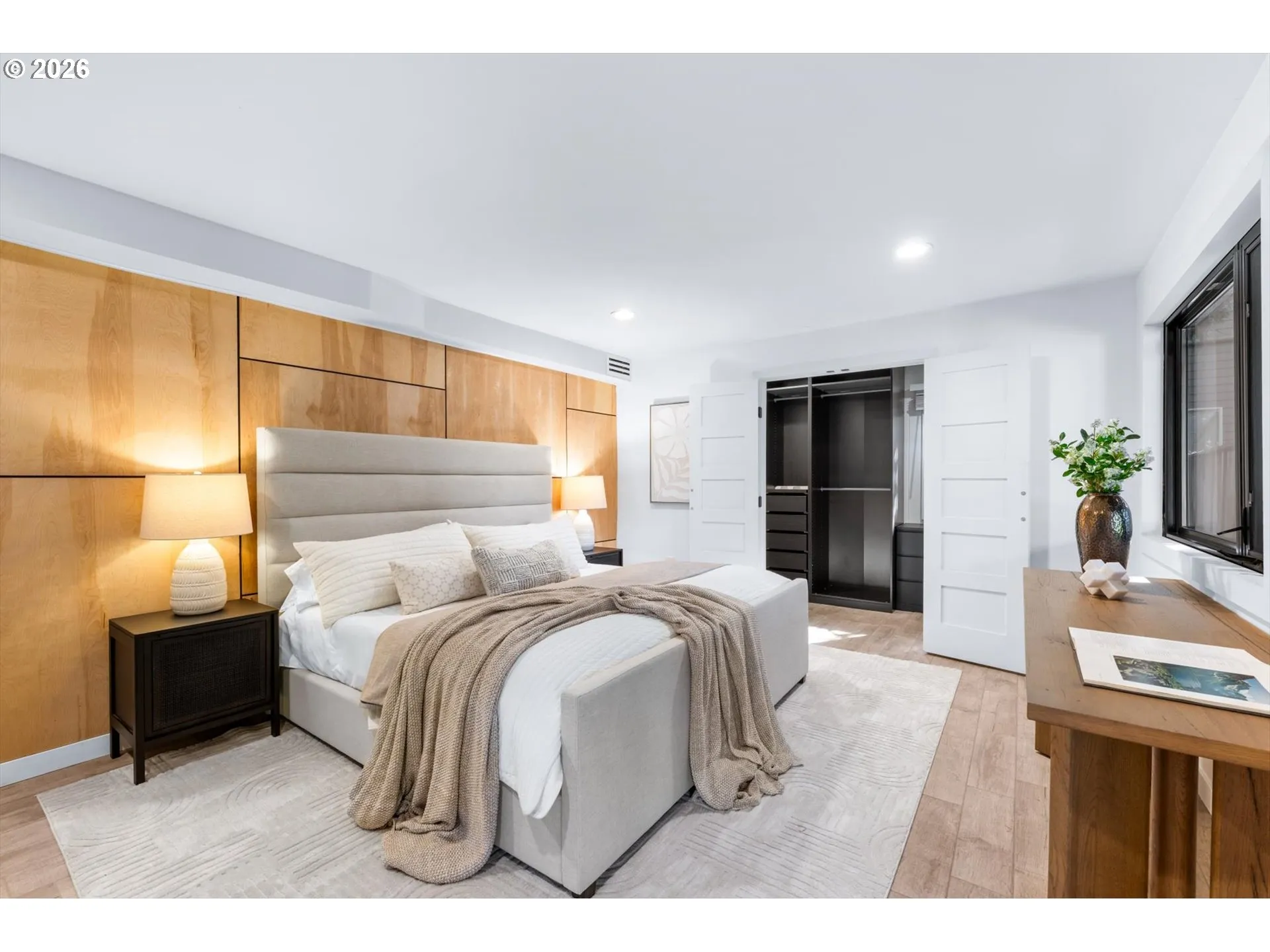 Bedroom, Owner's Suite-Lower