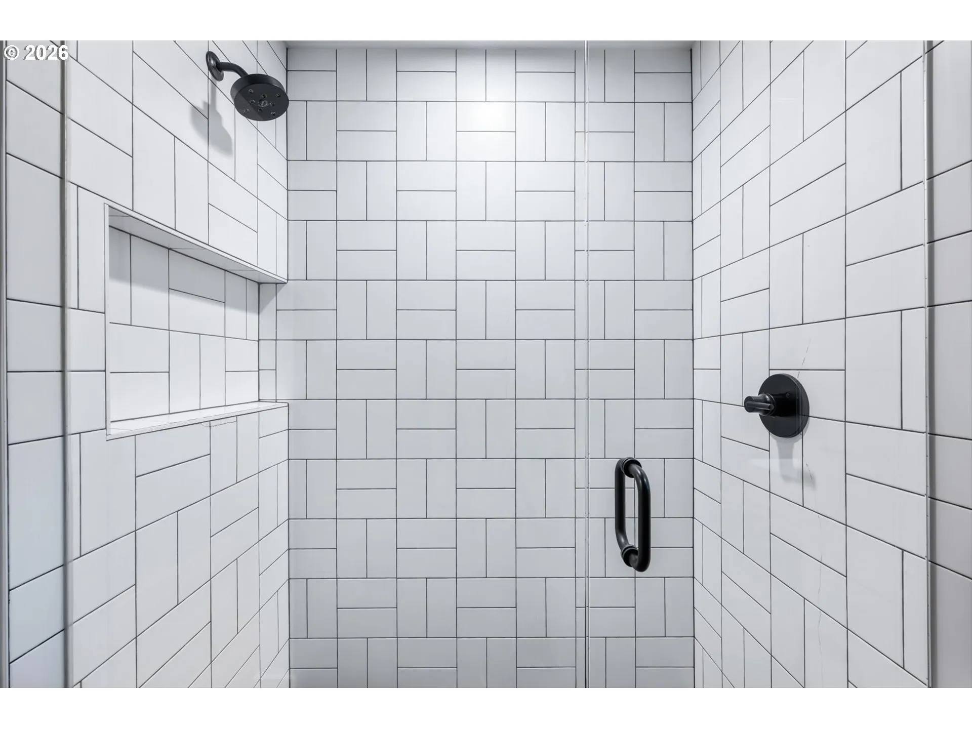 Bathroom-Walk in Shower