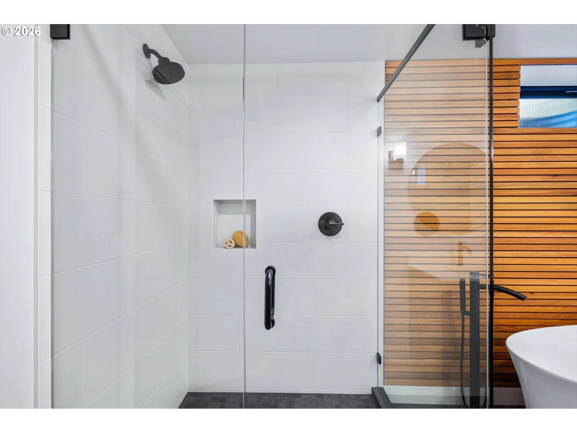 Bathroom-Walk in Shower