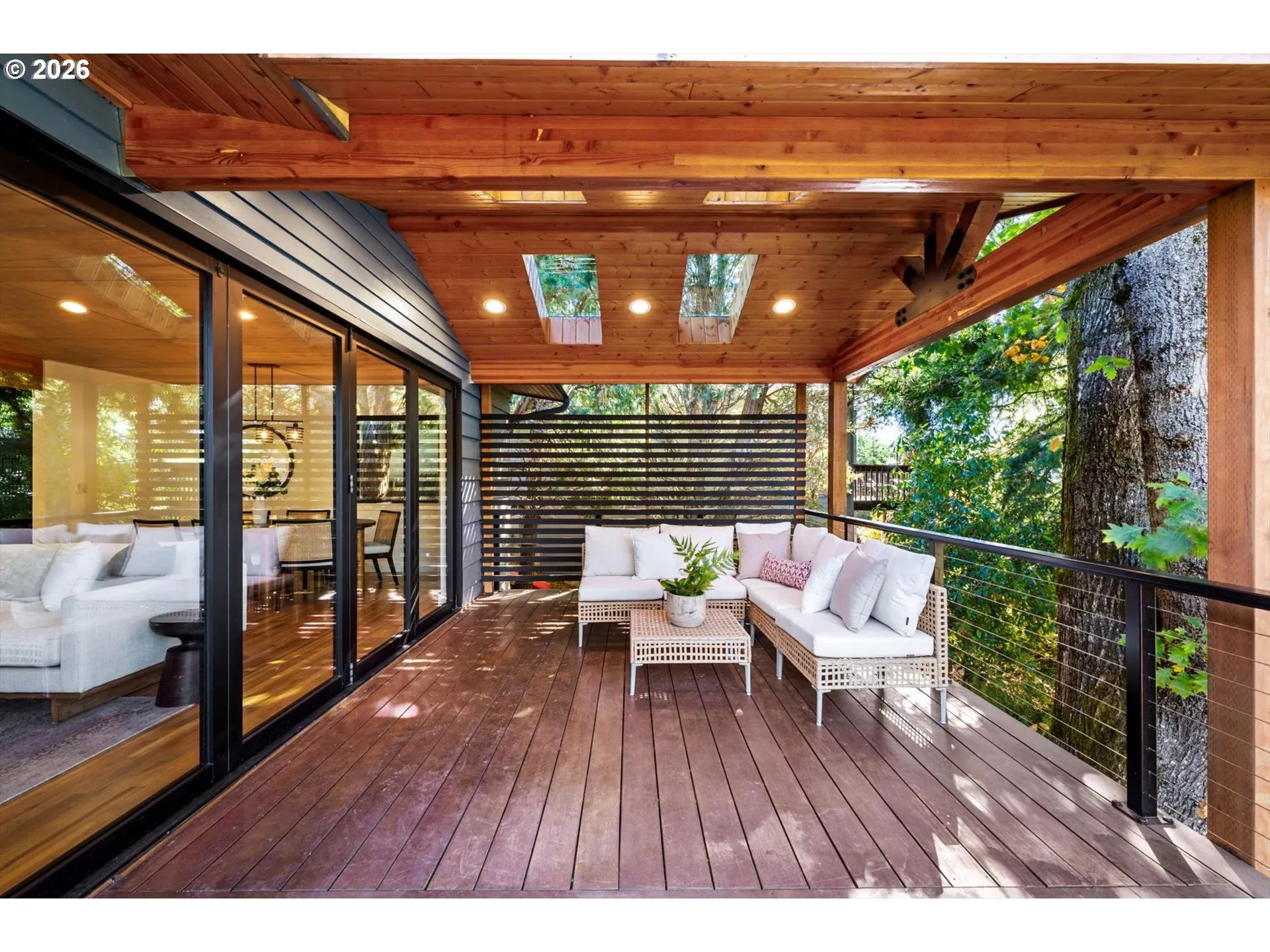 Deck-Main