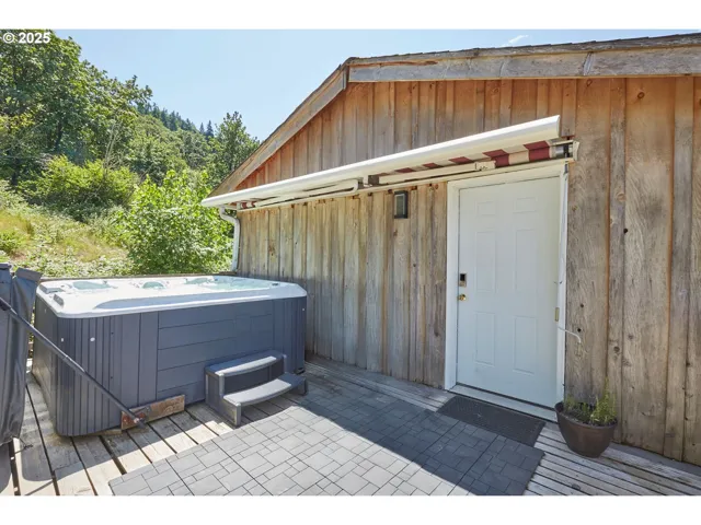 Guest Quarters