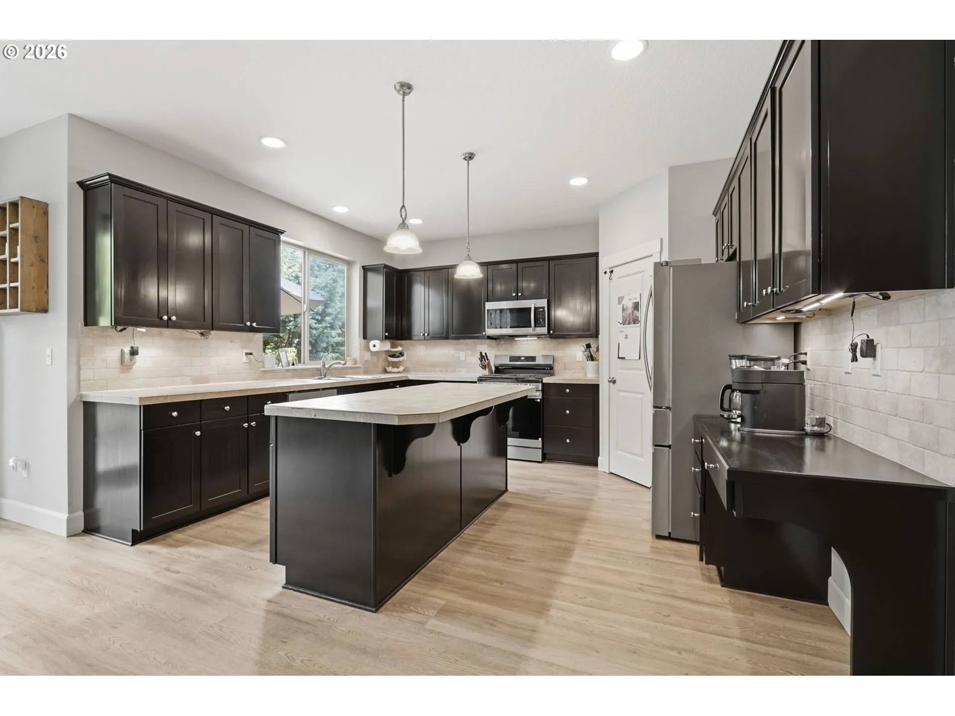 Kitchen-Island