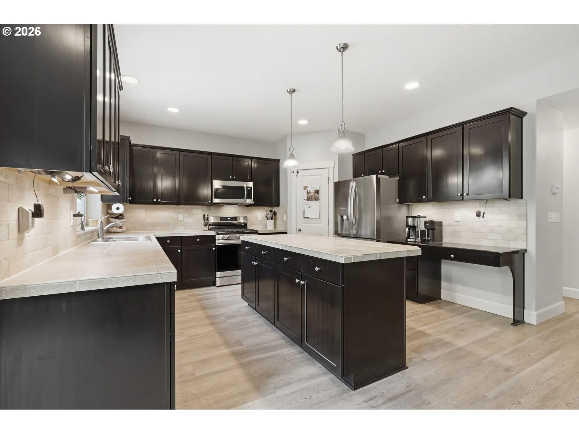 Kitchen-Island