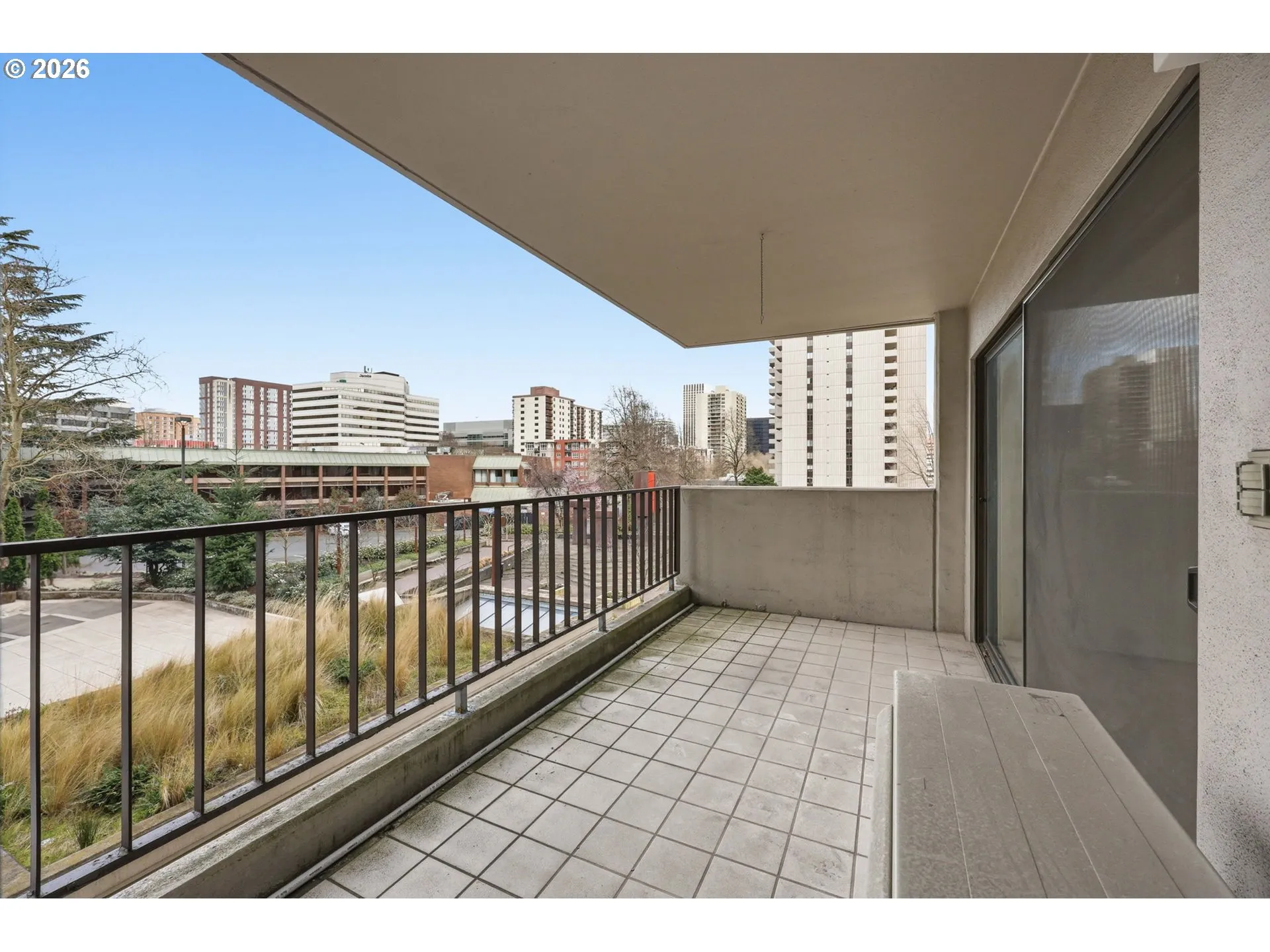 Balcony-NW Facing