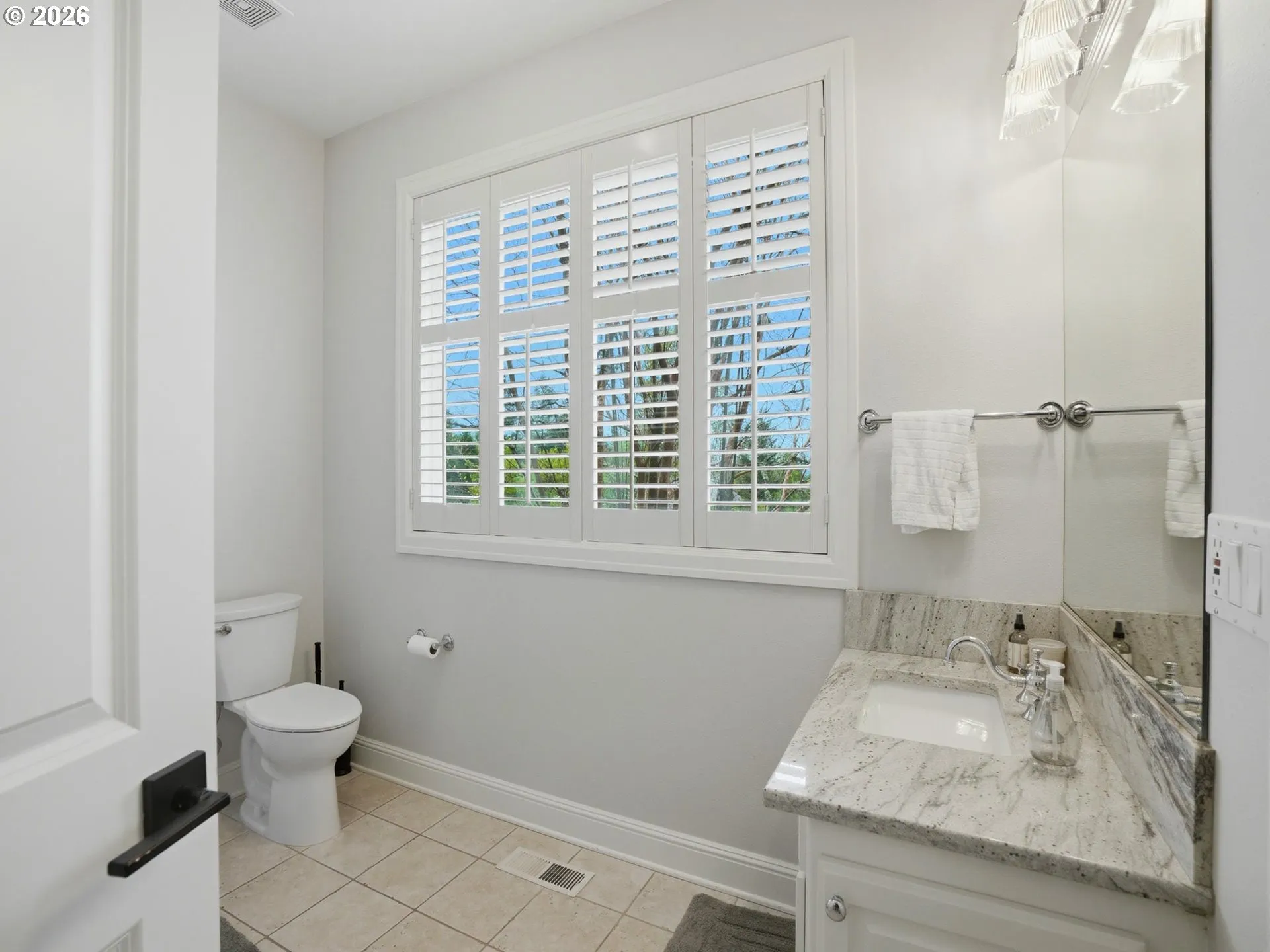 Bathroom, Attached-Lower