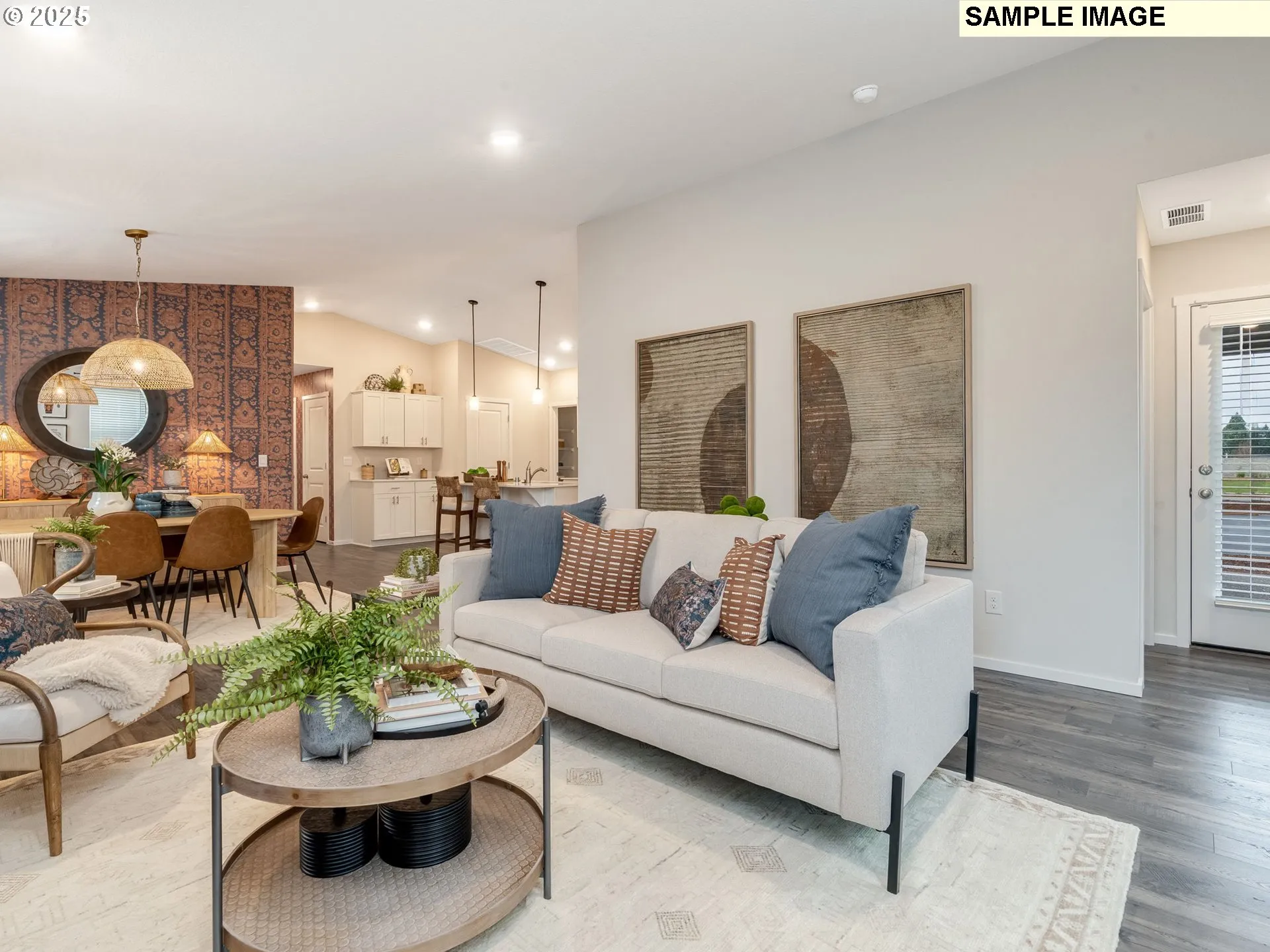 Living Room-Vaulted Ceilings