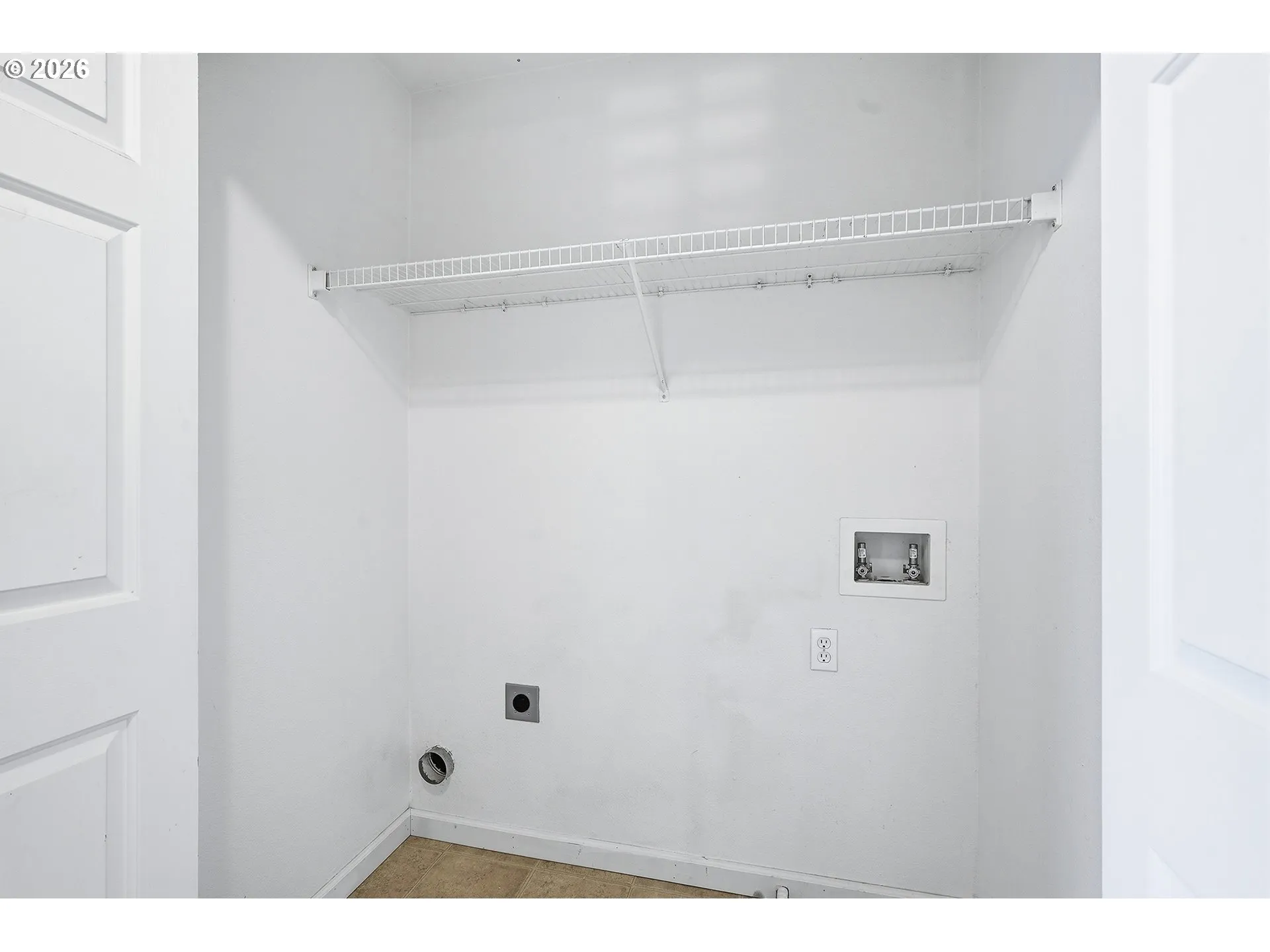 Laundry-Upper