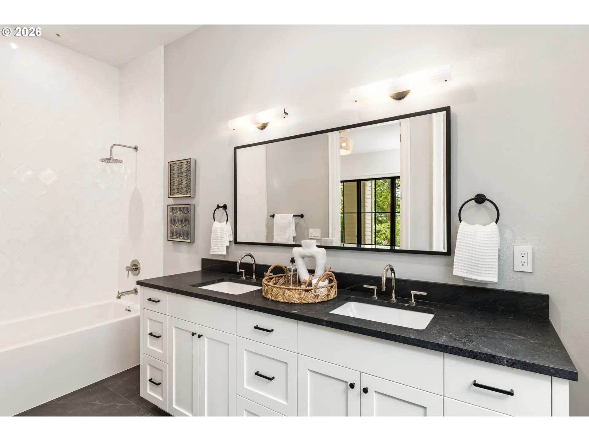 En Suite Bathroom