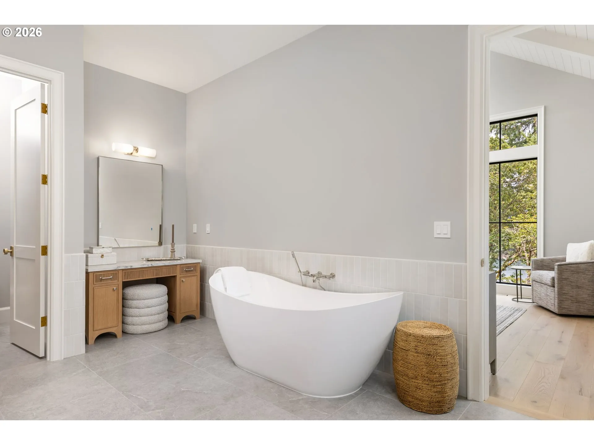 Owner's Suite Bathroom-Garden Tub