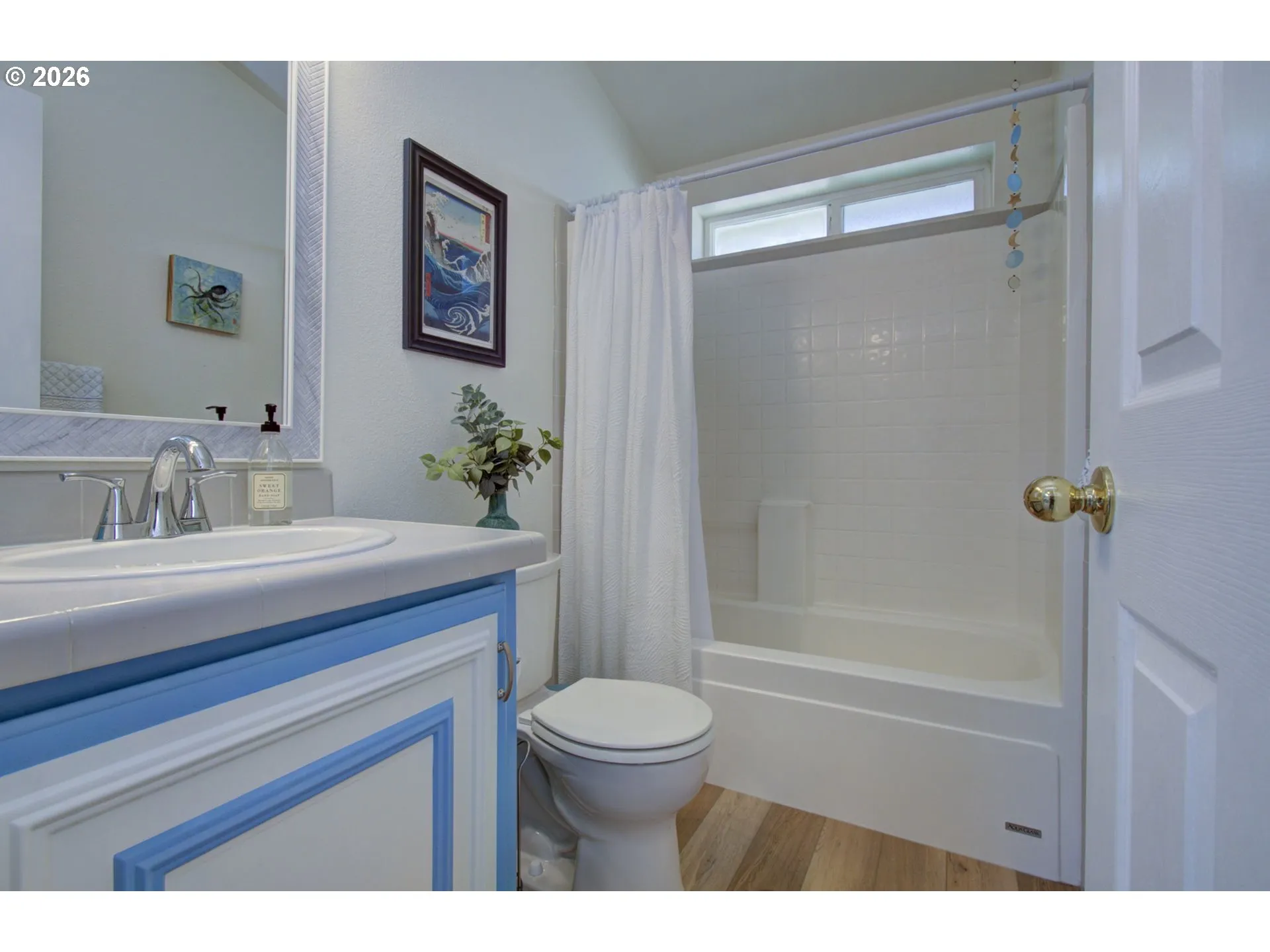 Bathroom-Hall