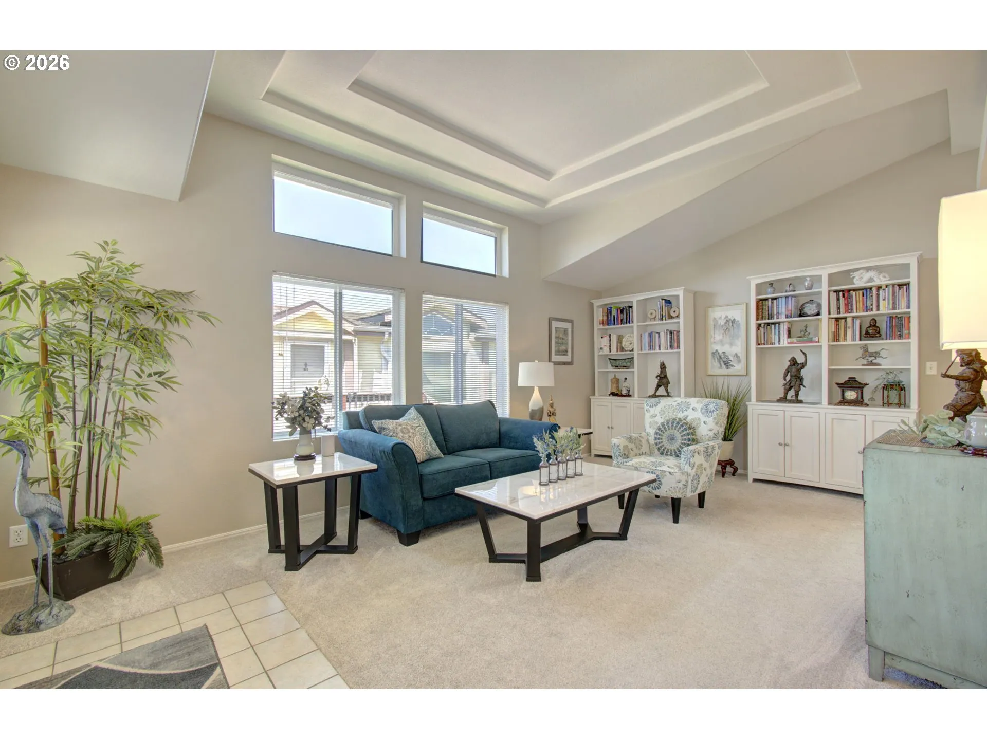 Living Room-Vaulted Ceilings