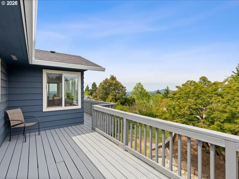 Balcony-Private