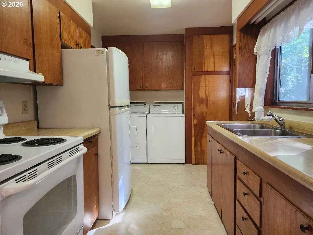 Kitchen-Oven