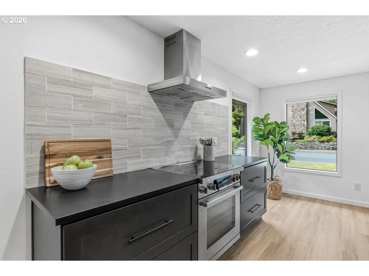 Kitchen-Oven
