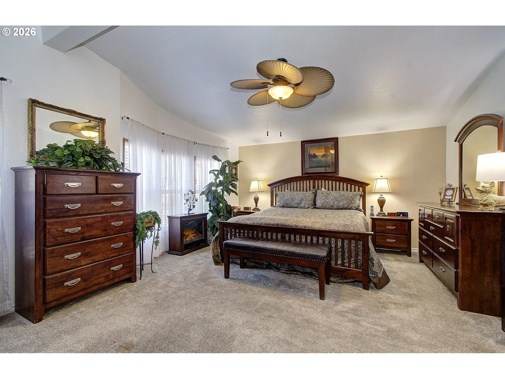 Bedroom, Primary-Ceiling Fan