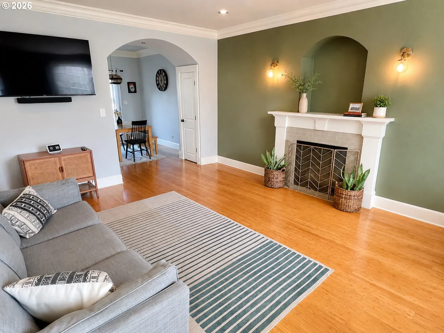 Living Room-Fireplace
