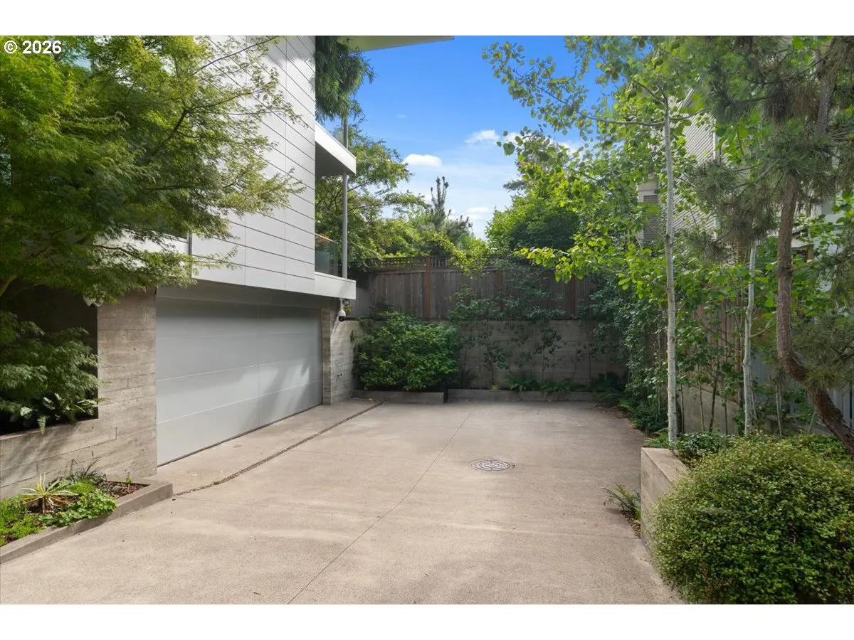 Driveway-Private