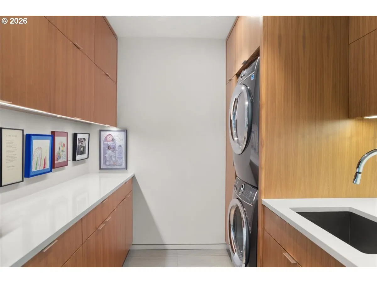 Laundry-Main