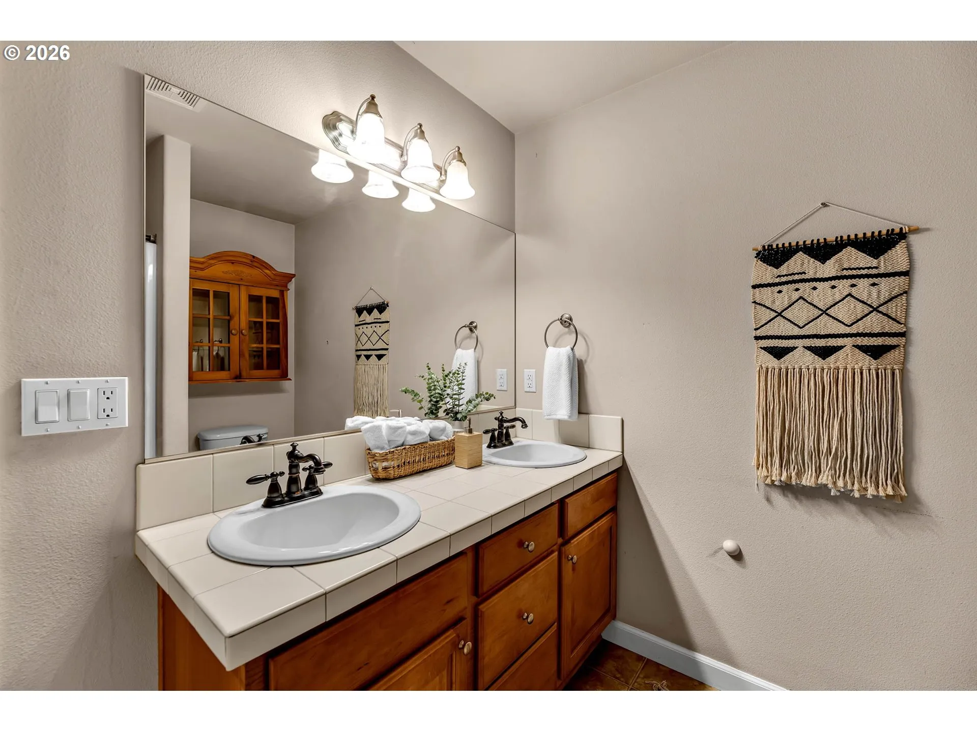 Bathroom-Double Sinks