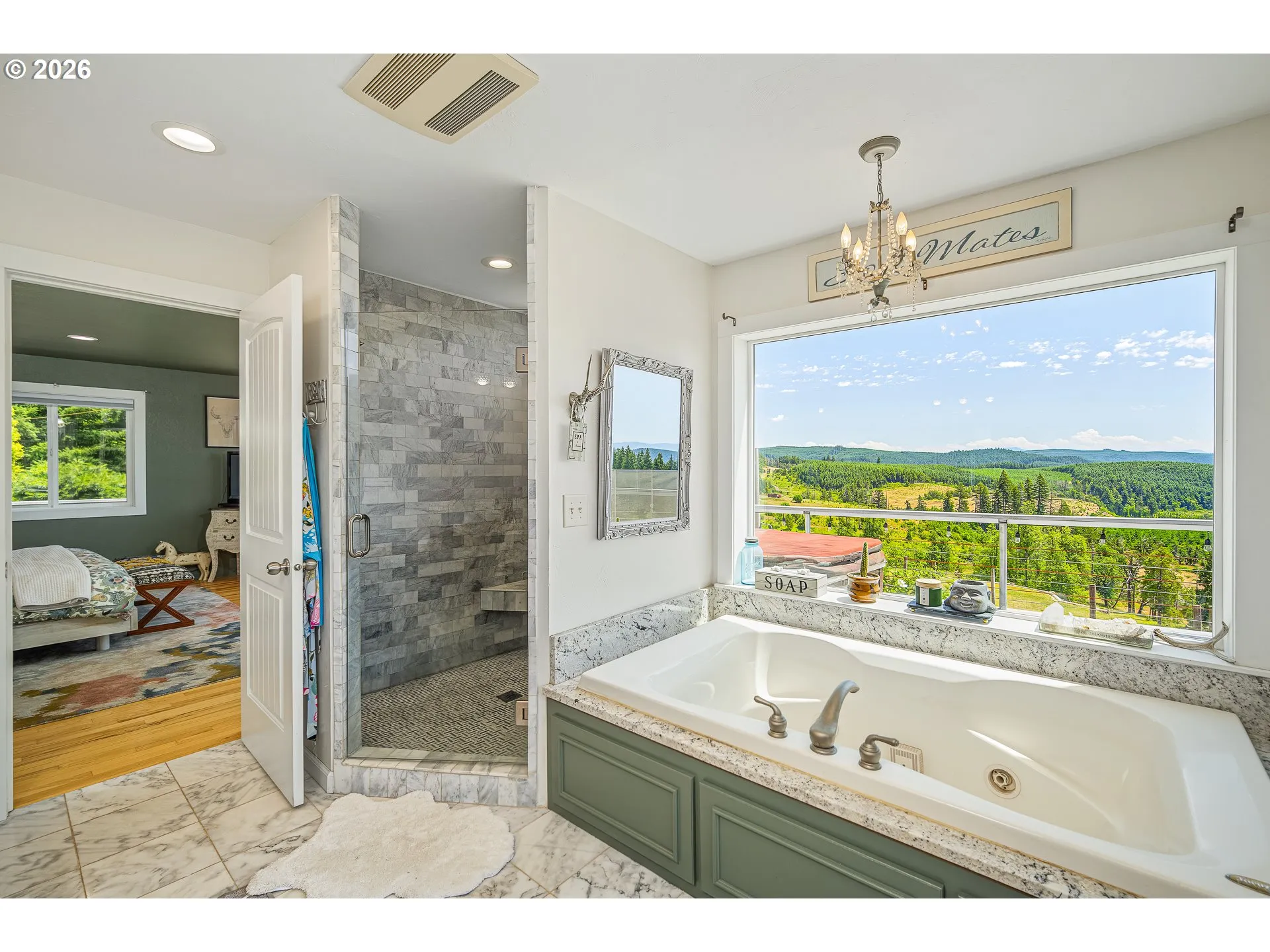 Bathroom-Walk in Shower