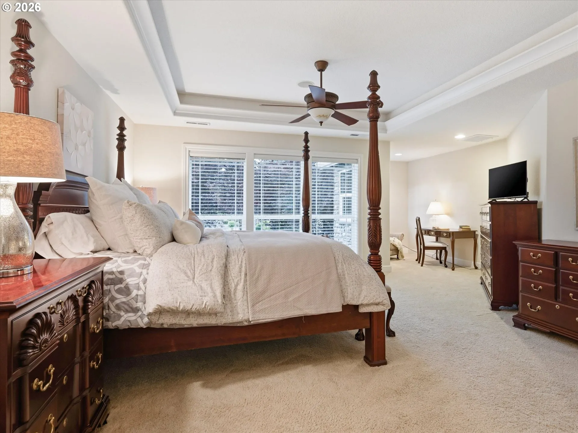 Primary Bedroom-Upper