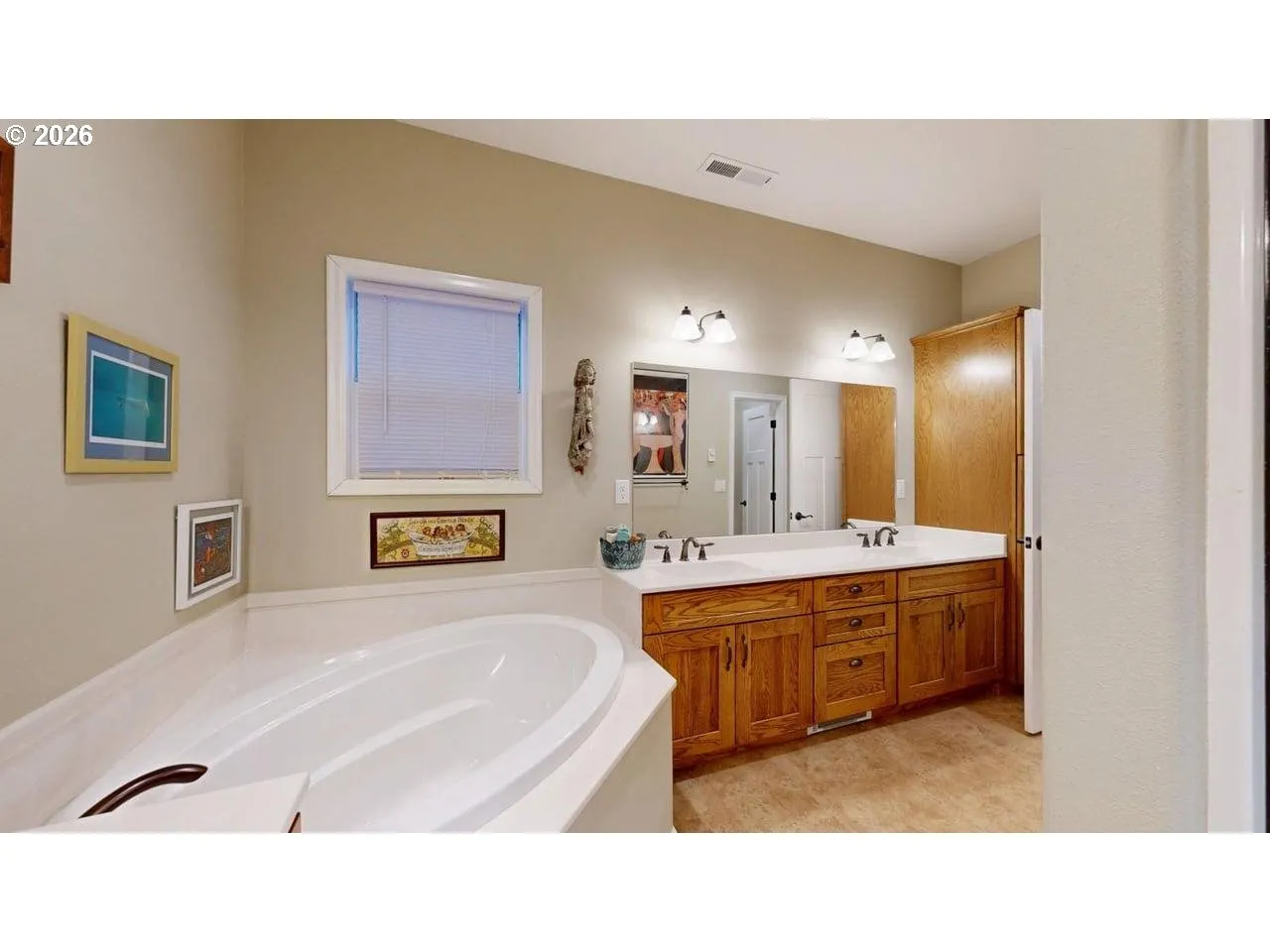 Bathroom, Attached
