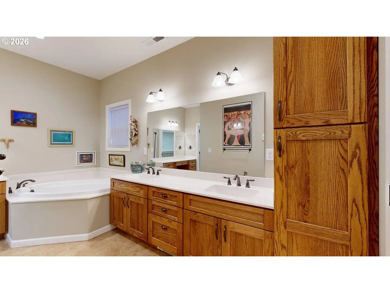 Bathroom, Attached-Double Sinks