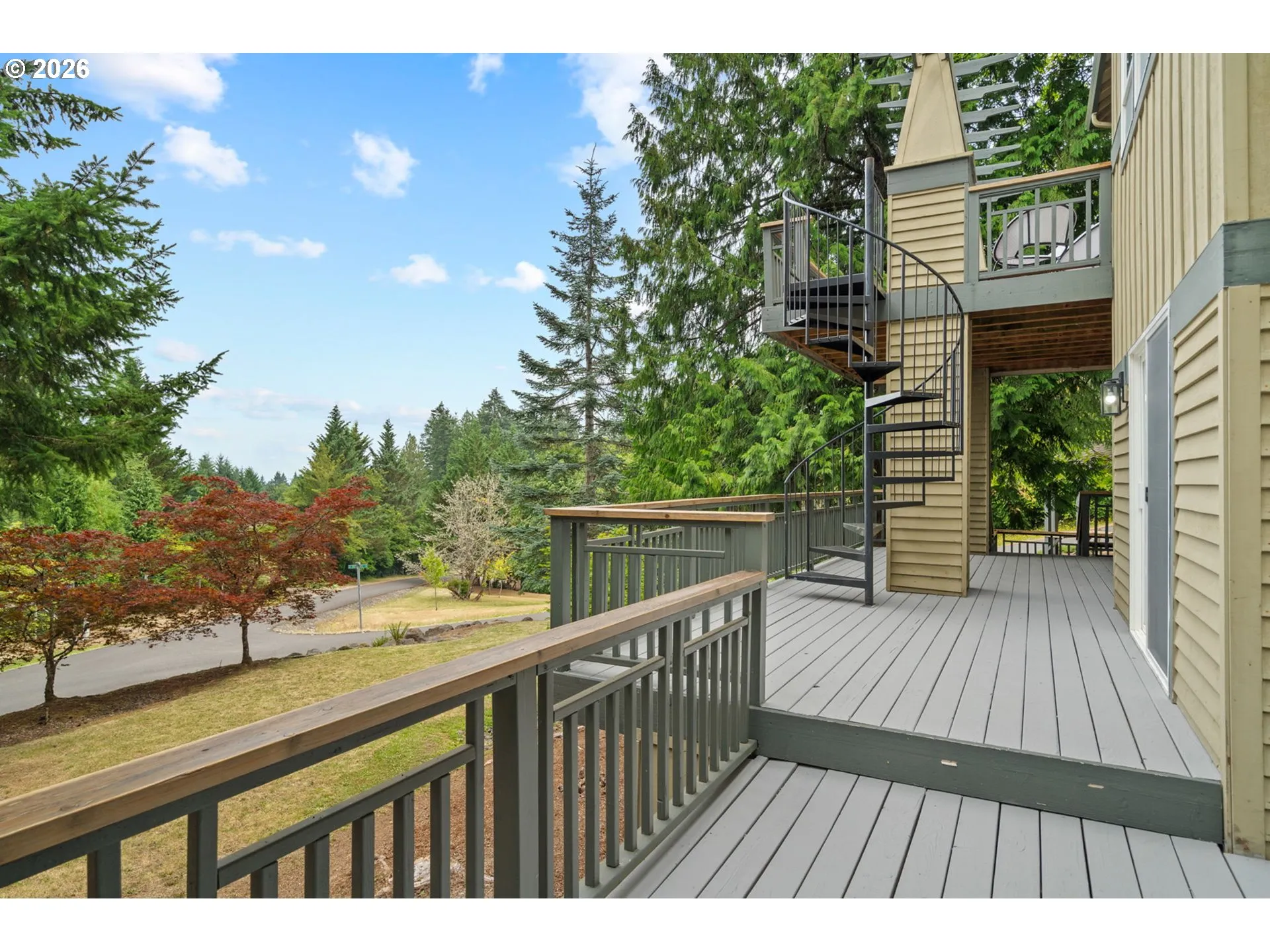 Deck-Lower
