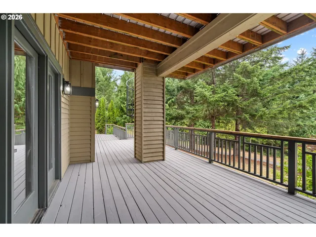Deck-Lower