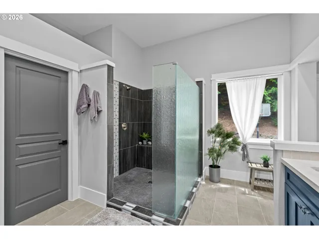 Owner's Suite Bathroom