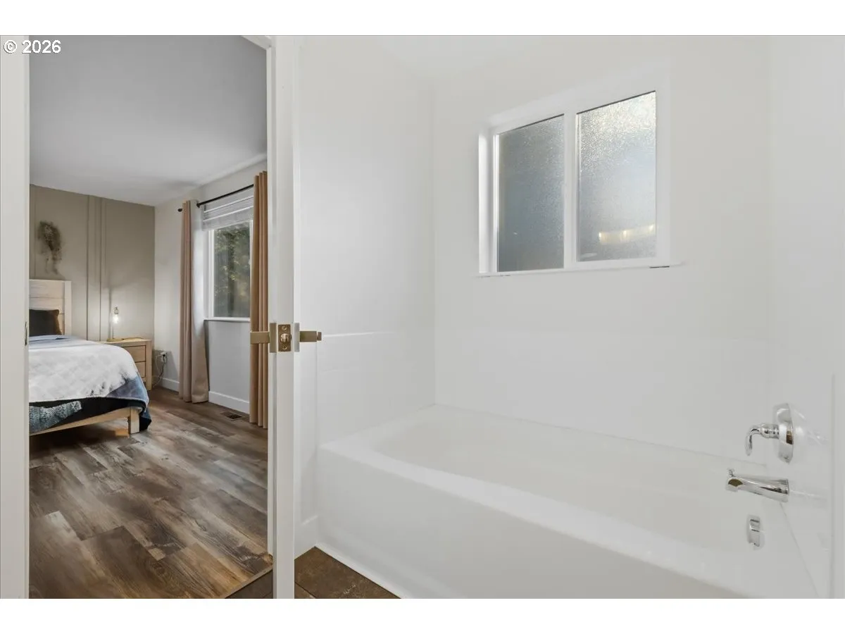 Owner's Suite Bathroom
