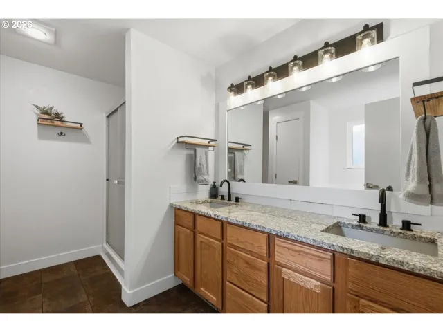 Owner's Suite Bathroom