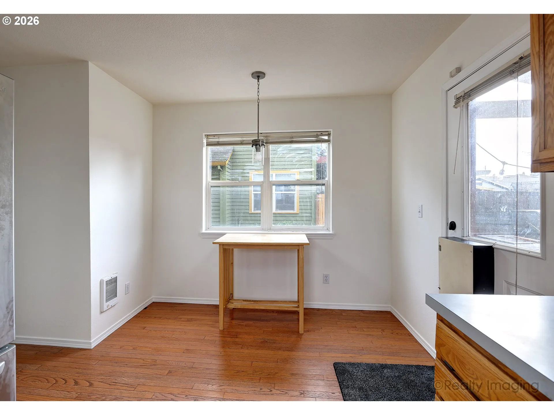 Kitchen/Nook-Eating Area