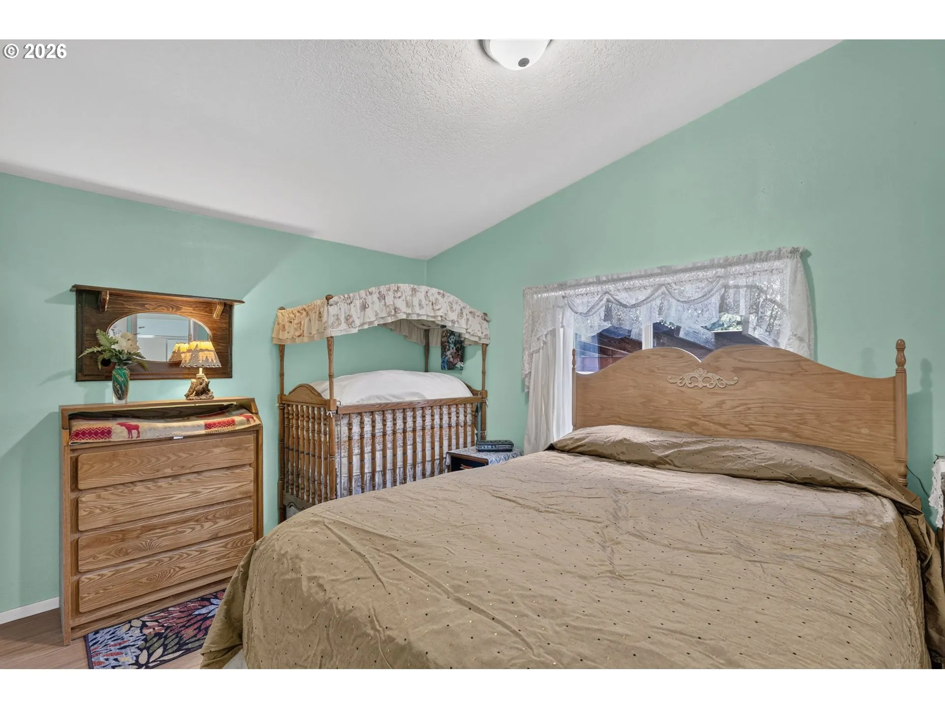 Bedroom, Owner's Suite-Main