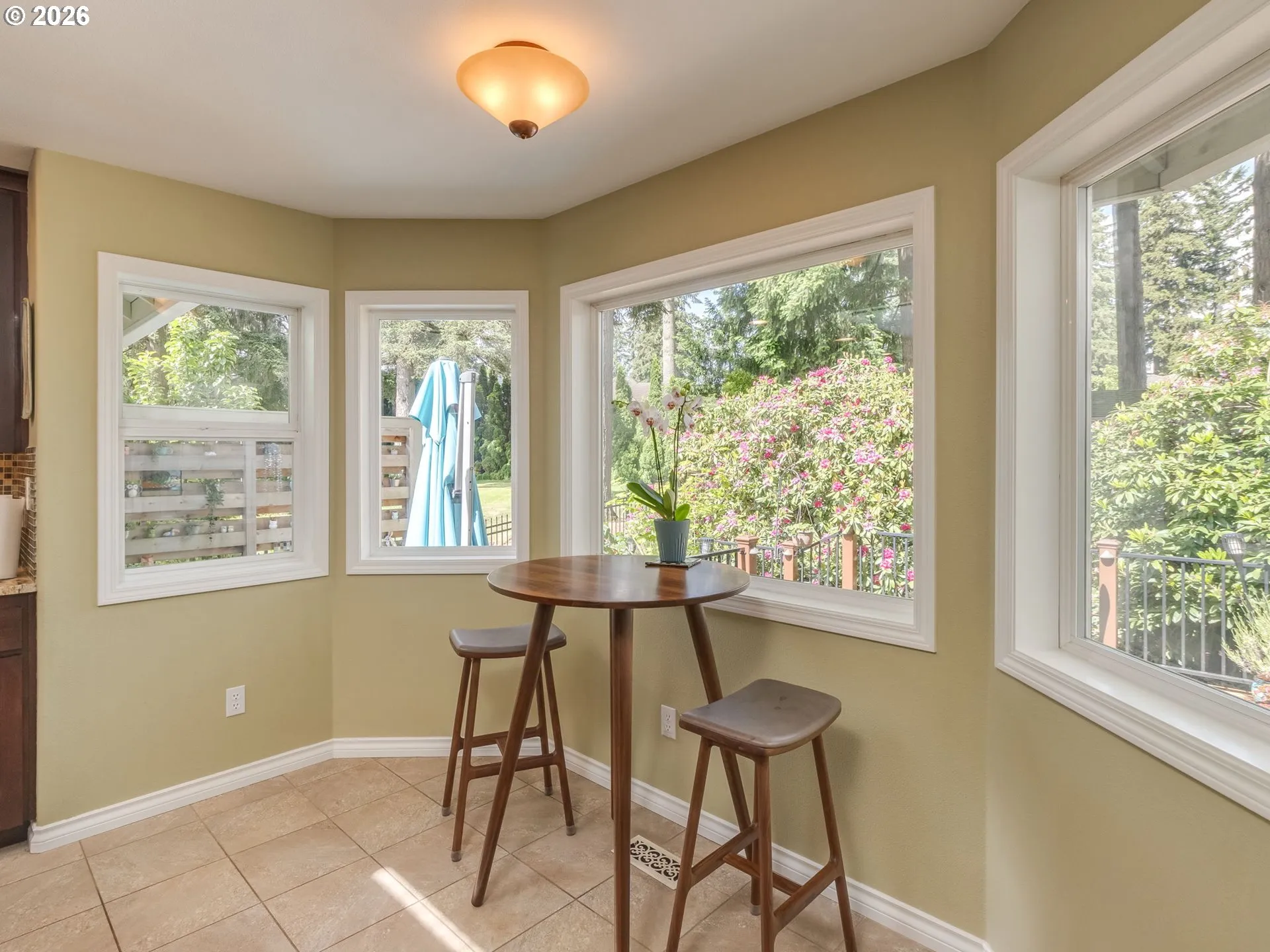 Kitchen/Nook-Eating Area