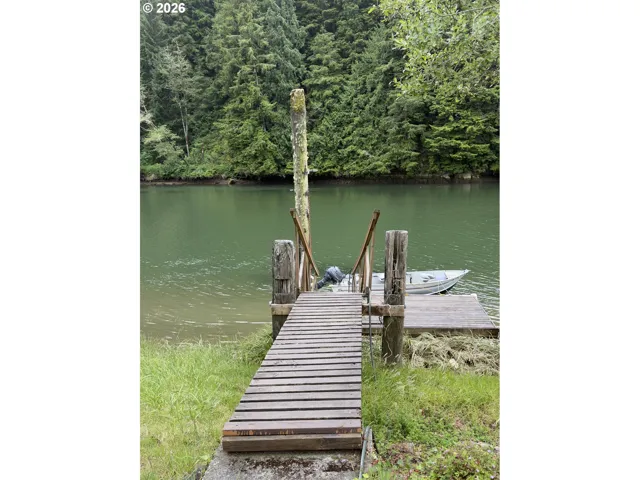 Dock