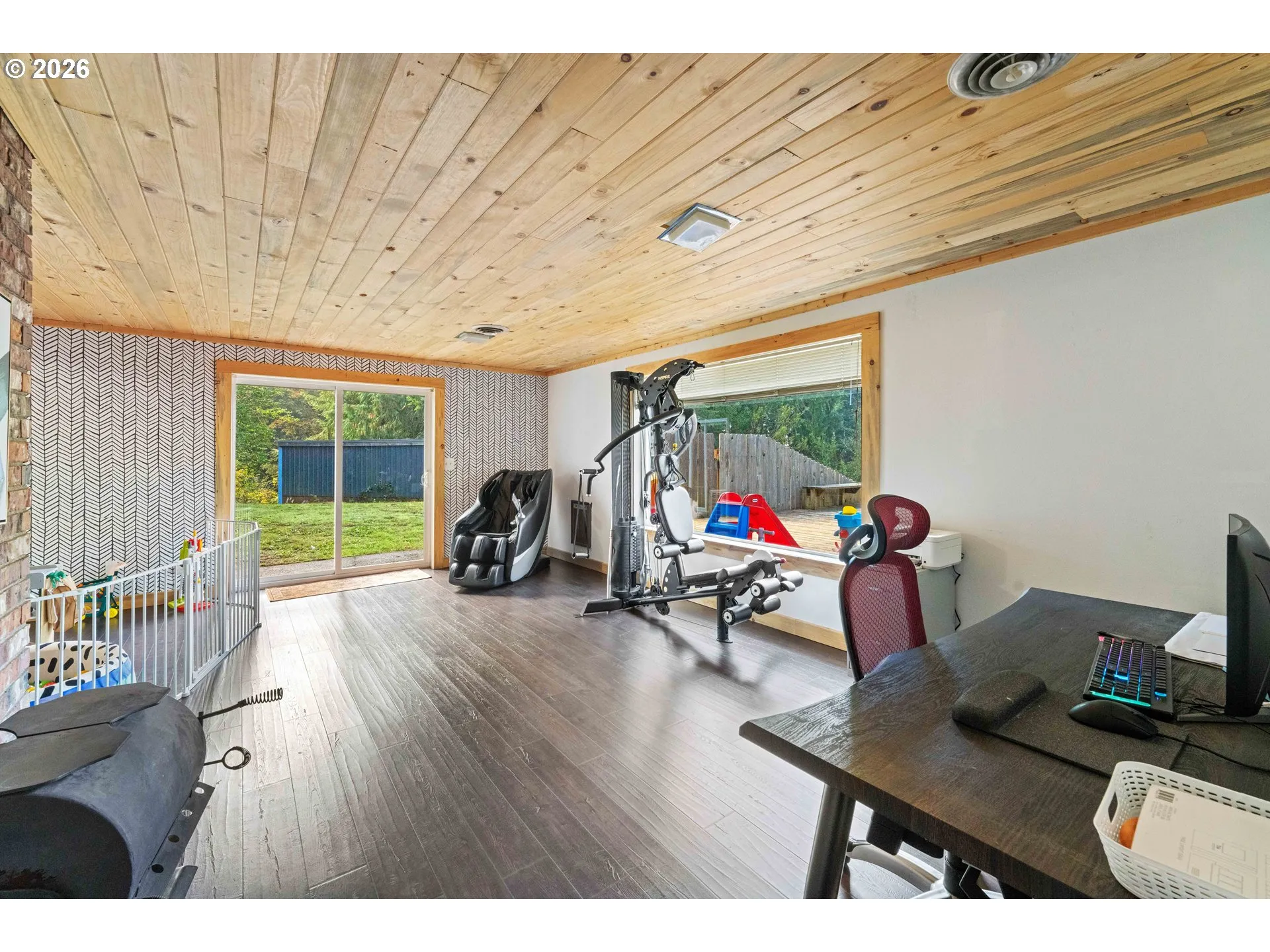 Family Room-Lower