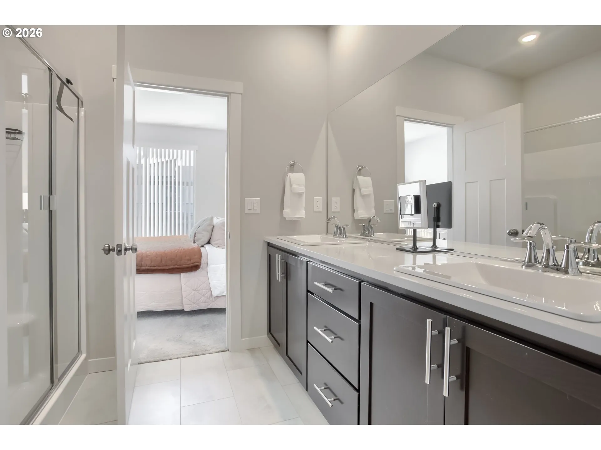 Bathroom, Attached