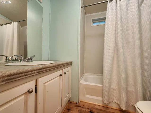 Bathroom-Hall