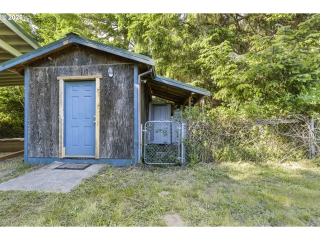 Shed