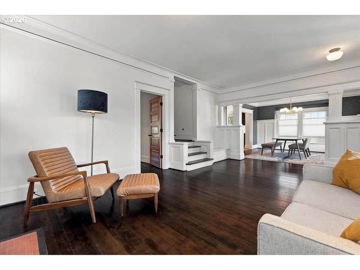 Living Room/Dining Room